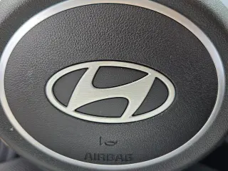 Hyundai ELANTRA 2025 SE 4dr Sedan