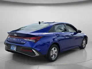 Hyundai ELANTRA 2025 SE 4dr Sedan