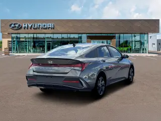 Hyundai ELANTRA Hybrid 2026 SEL Sport 4dr Sedan