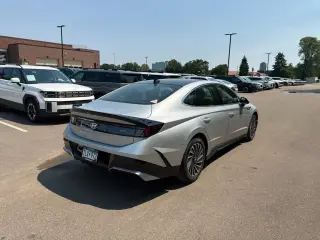 Hyundai SONATA Hybrid 2026 SEL 4dr Sedan