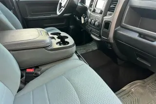 Ram 1500 2018 4x4 Express 4dr Crew Cab 5.5 ft. SB Pickup