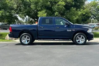 Ram 1500 2018 4x4 Express 4dr Crew Cab 5.5 ft. SB Pickup