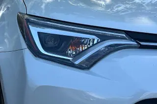 Toyota RAV4 Hybrid 2018 AWD Limited 4dr SUV