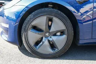 Tesla Model 3 2020 AWD Standard Range 4dr Fastback