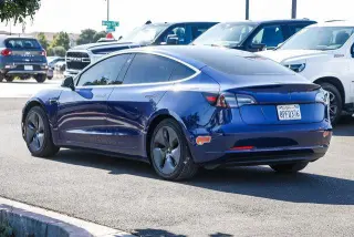 Tesla Model 3 2020 AWD Standard Range 4dr Fastback