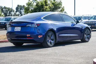 Tesla Model 3 2020 AWD Standard Range 4dr Fastback
