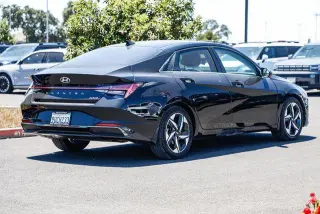Hyundai ELANTRA Hybrid 2021 Limited 4dr Sedan