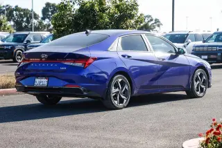 Hyundai ELANTRA Hybrid 2023 Limited 4dr Sedan