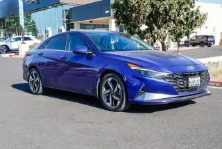 Hyundai ELANTRA Hybrid 2023 Limited 4dr Sedan