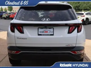 Hyundai TUCSON 2024 SEL 4dr SUV