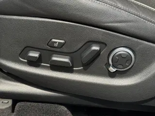 Genesis GV70 2023 AWD 2.5T Standard 4dr SUV