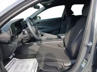 Hyundai ELANTRA 2026 SEL Sport 4dr Sedan