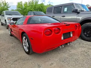 Chevrolet Corvette 2002 2dr Coupe