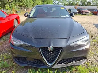 Alfa Romeo Giulia 2021 AWD Ti 4dr Sedan