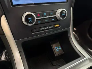Ford Edge 2022 AWD SEL 4dr Crossover