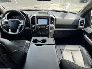 Ford F-150 2018 4x4 Limited 4dr SuperCrew 5.5 ft. SB