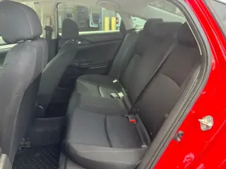 Honda Civic 2018 LX 4dr Sedan CVT