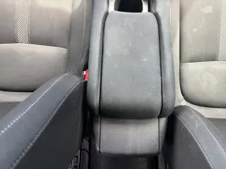 Honda Civic 2018 LX 4dr Sedan CVT