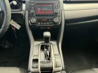 Honda Civic 2018 LX 4dr Sedan CVT
