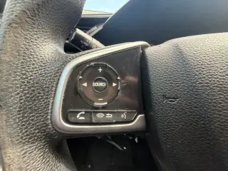 Honda Civic 2018 LX 4dr Sedan CVT