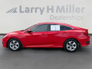 Honda Civic 2018 LX 4dr Sedan CVT
