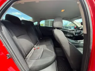 Honda Civic 2018 LX 4dr Sedan CVT