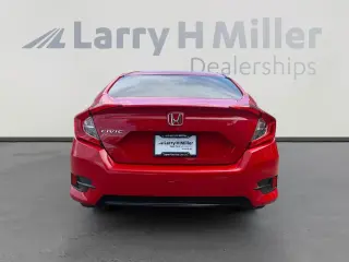 Honda Civic 2018 LX 4dr Sedan CVT