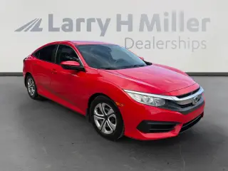 Honda Civic 2018 LX 4dr Sedan CVT