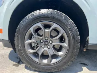 Ford Maverick 2023 XL 4dr SuperCrew 4.5 ft. SB