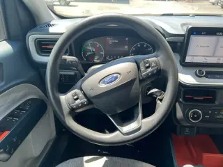 Ford Maverick 2023 XL 4dr SuperCrew 4.5 ft. SB