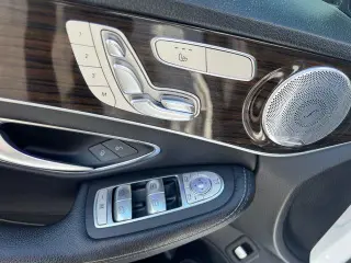 Mercedes-Benz C-Class 2019 AWD C 300 4MATIC 4dr Sedan