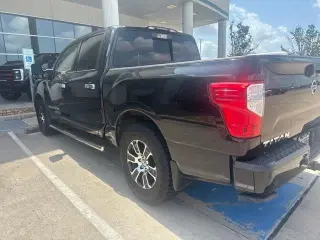 Nissan Titan 2020 4x2 SL 4dr Crew Cab 5.6 ft. SB