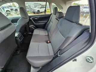 Toyota RAV4 2025 XLE 4dr SUV