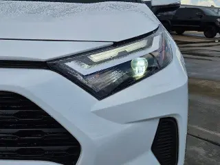 Toyota RAV4 2025 XLE 4dr SUV