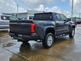 Toyota Tacoma 2025 4x4 SR 4dr Double Cab 5.0 ft SB 8A