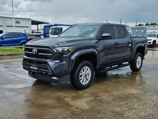 Toyota Tacoma 2025 4x4 SR 4dr Double Cab 5.0 ft SB 8A
