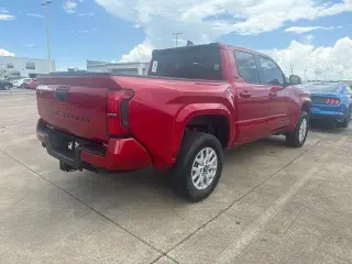 Toyota Tacoma 2026 4x2 TRD Sport 4dr Double Cab 5.0 ft SB