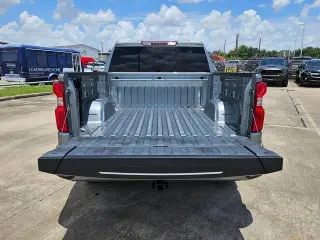 Chevrolet Silverado 1500 2023 4x2 RST 4dr Crew Cab 5.8 ft. SB