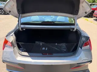 Hyundai ELANTRA 2025 Limited 4dr Sedan