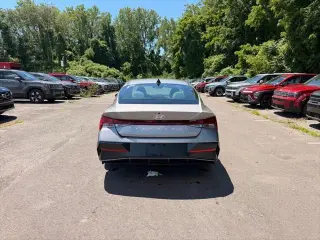 Hyundai ELANTRA 2025 Limited 4dr Sedan