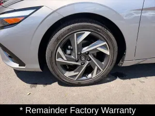 Hyundai ELANTRA 2025 Limited 4dr Sedan