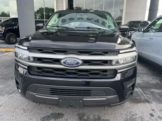 Ford Expedition 2024 4x4 XLT 4dr SUV