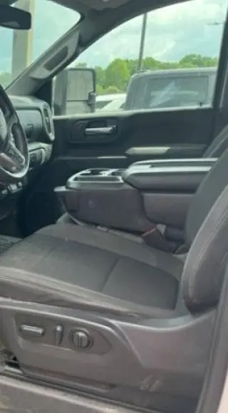 Chevrolet Silverado 2500HD 2022 4x4 Custom 4dr Crew Cab SB