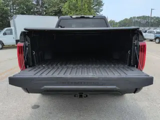 Toyota Tundra 2024 4x4 SR5 4dr CrewMax Cab Pickup LB