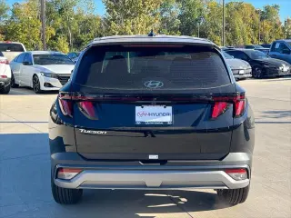 Hyundai TUCSON 2026 SE 4dr SUV