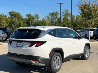 Hyundai TUCSON 2026 SE 4dr SUV