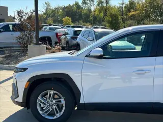 Hyundai TUCSON 2026 SE 4dr SUV