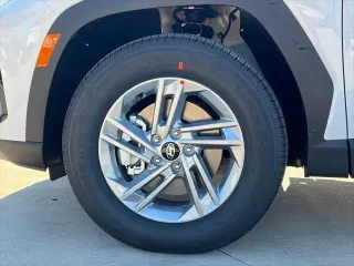 Hyundai TUCSON 2026 SE 4dr SUV