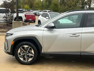 Hyundai TUCSON 2026 SEL 4dr SUV
