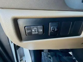 Toyota Tundra 2013 4x2 Grade 4dr Double Cab Pickup SB (4.0L V6)